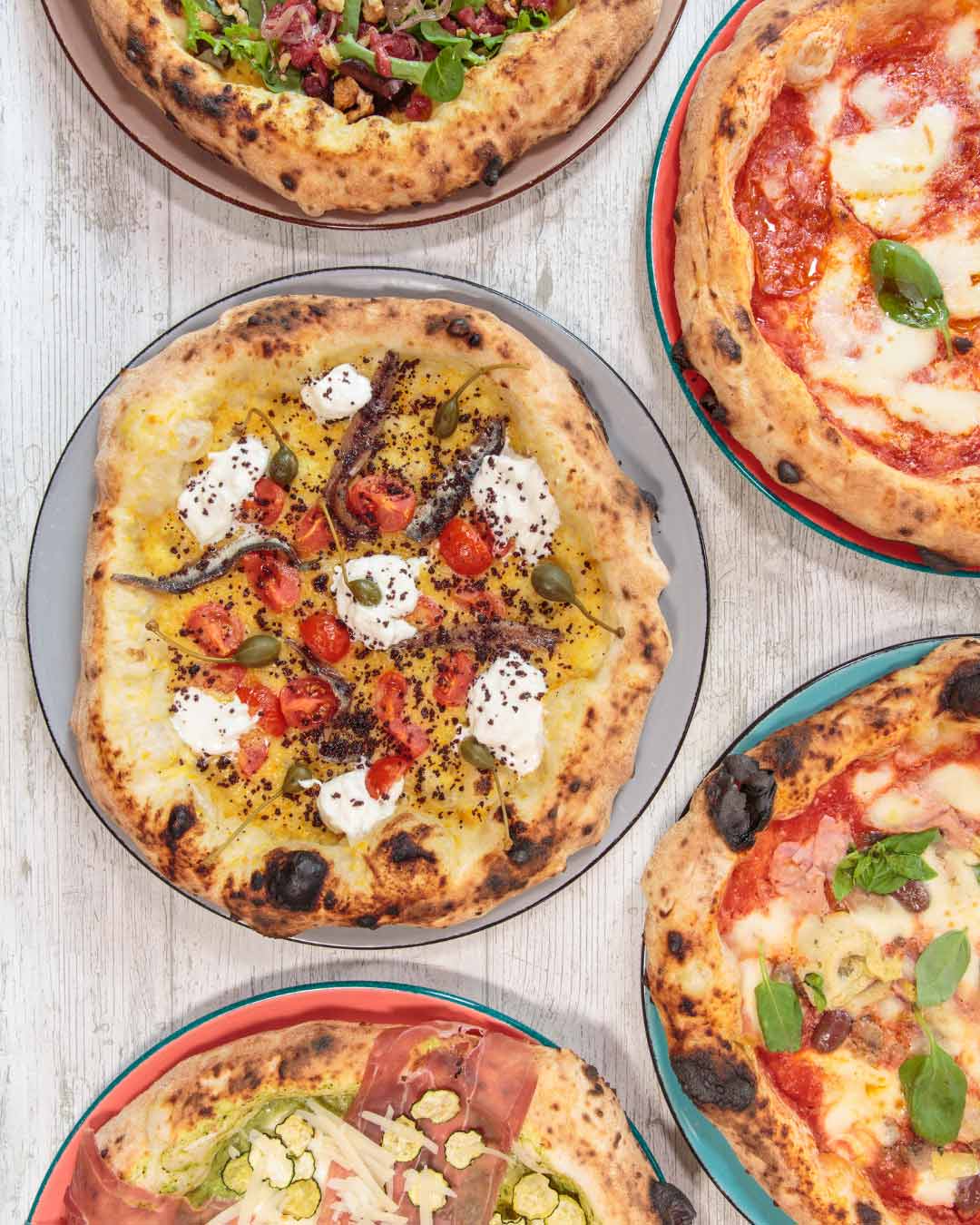 Food truck pizza sur un point de vente dans le Loiret